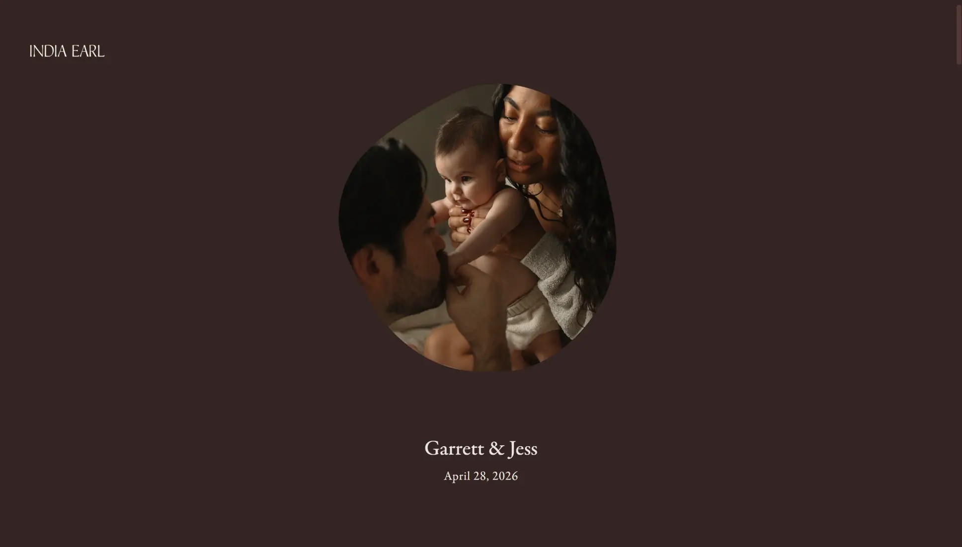 Pic-time gallery cover with an organic blob-cropped family photo above Garrett & Jess